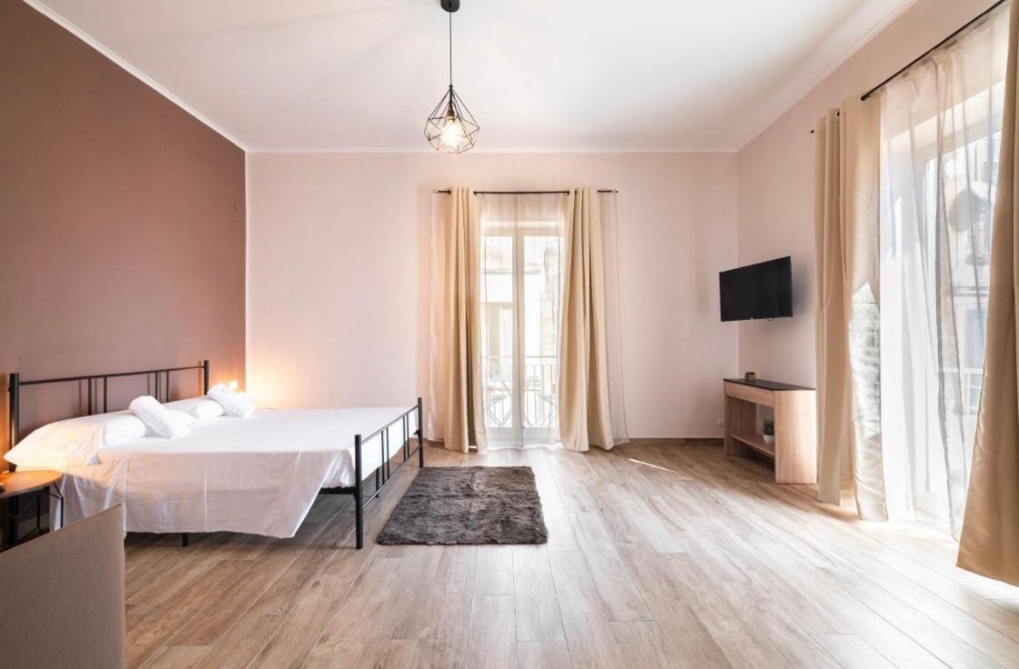 Relais Borbonico Apartment เนเปิลส์ ภายนอก รูปภาพ