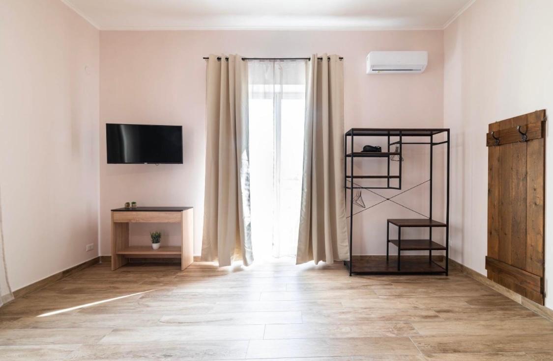 Relais Borbonico Apartment เนเปิลส์ ภายนอก รูปภาพ