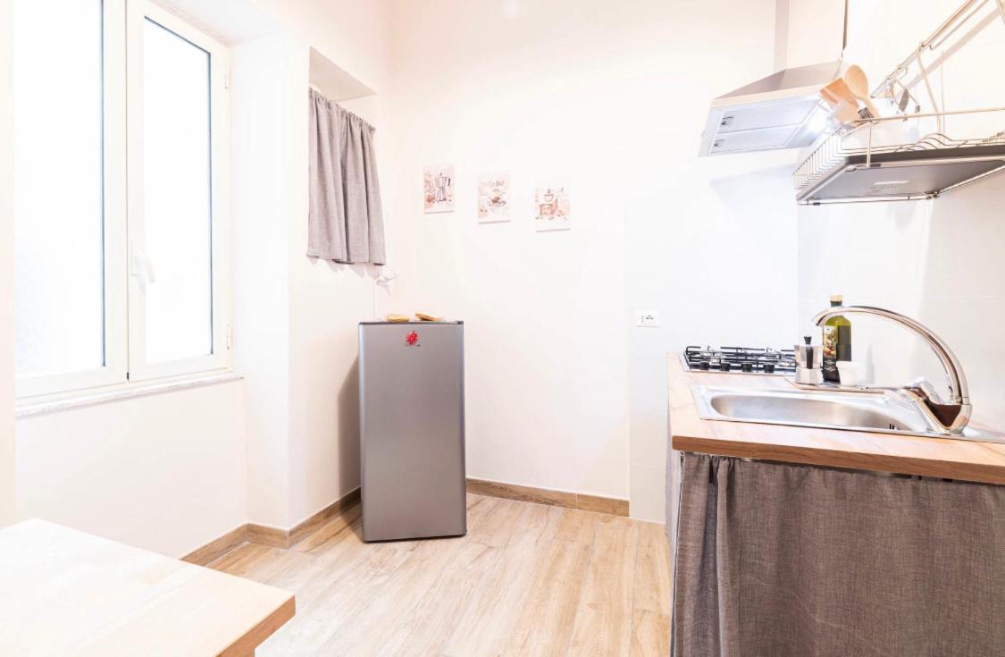 Relais Borbonico Apartment เนเปิลส์ ภายนอก รูปภาพ